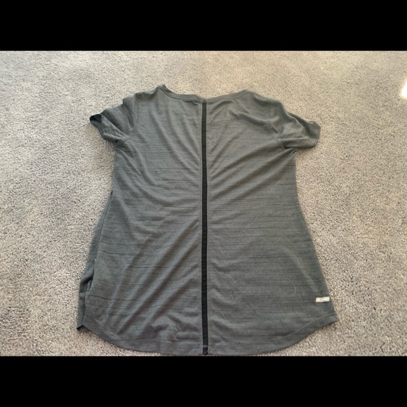 Danskin Athletic Top - Picture 2 of 3